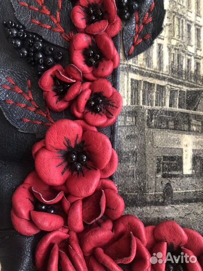 Красивая дизайнерская сумка