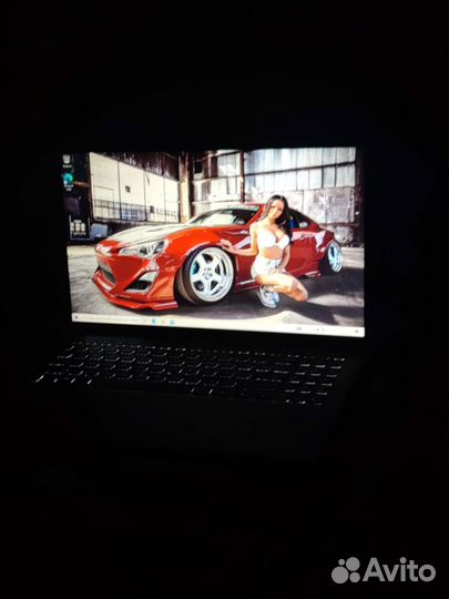 Игровая зверюга (i5-8th, mx250, ssd)