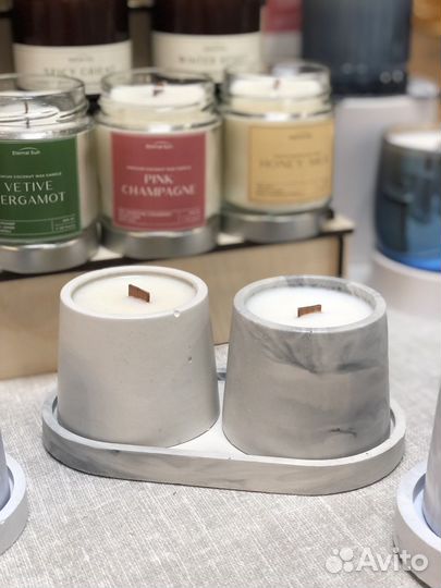 Свечи в гипсовом подсвечнике