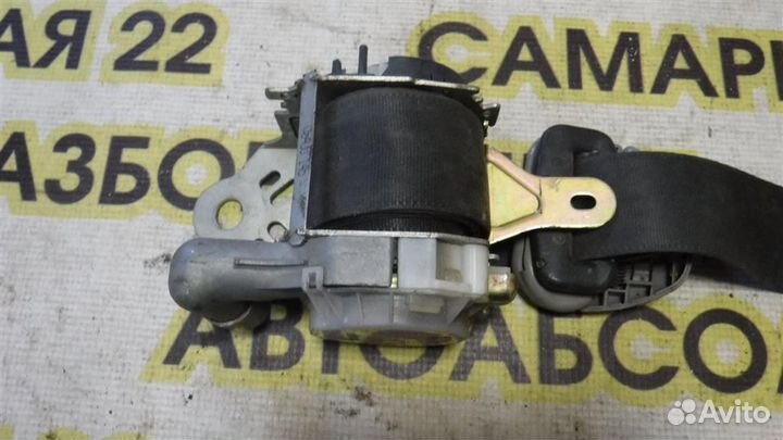 Ремень безопасности с пиропатроном Toyota RAV4 (X