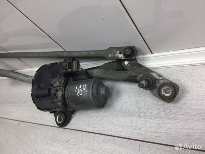 Трапеция дворников с двигателем передняя Audi A6