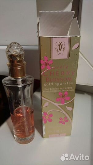 Cherry Blossom lovely gold sparkles от Guerlain