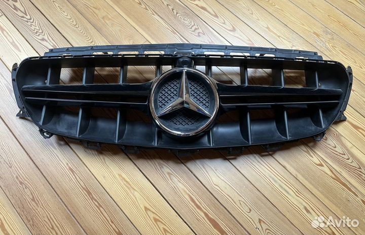 Решетка радиатора на Mercedes e200 w 213