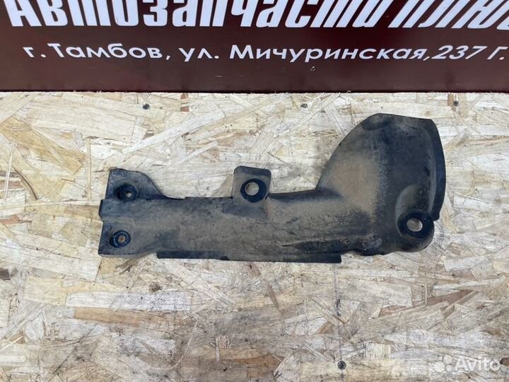 Защита датчика ABS задняя правая Renault Logan