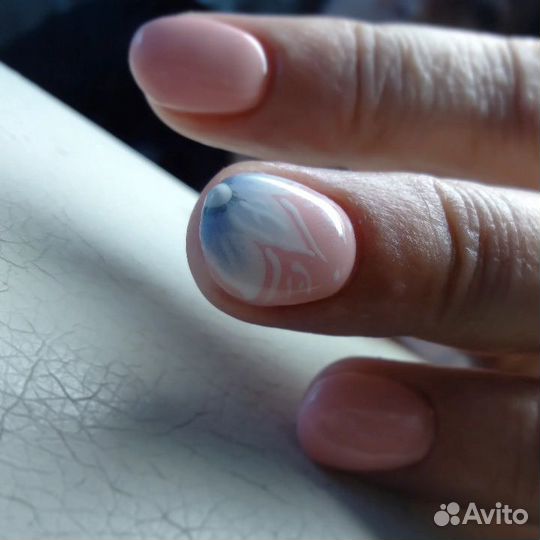 Аппаратный маникюр