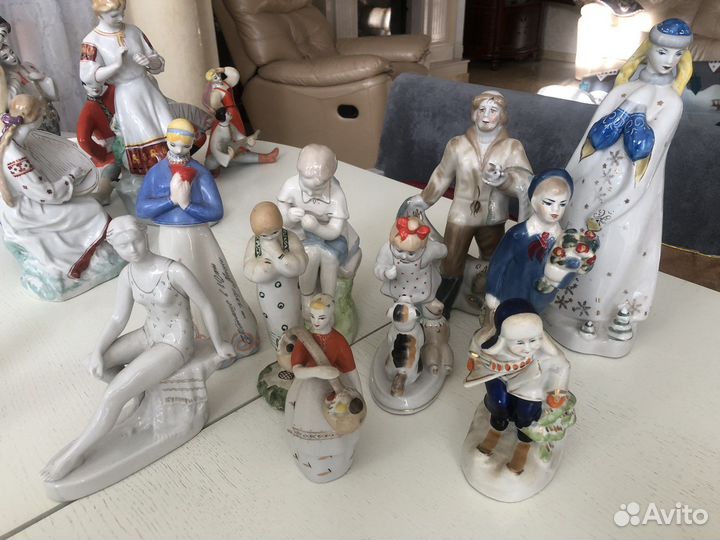 Фарфоровые статуэтки