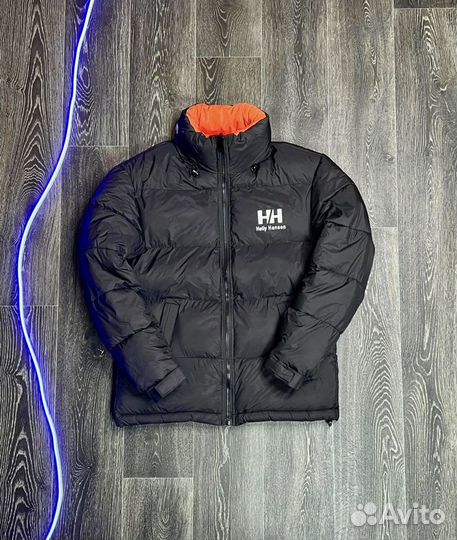 Осенняя куртка Helly hansen