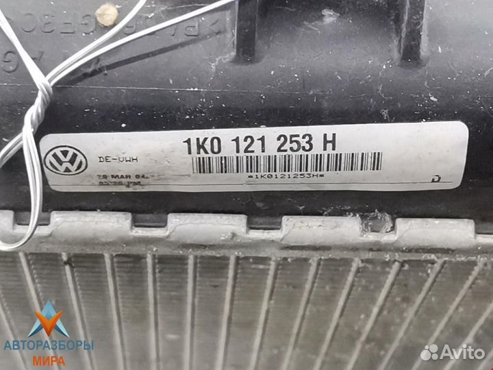 Радиатор (основной) Volkswagen Touran 2004