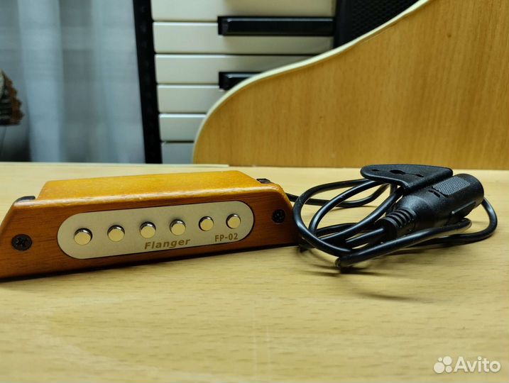 Звукосниматель на акустич. гитару Flanger FP-02