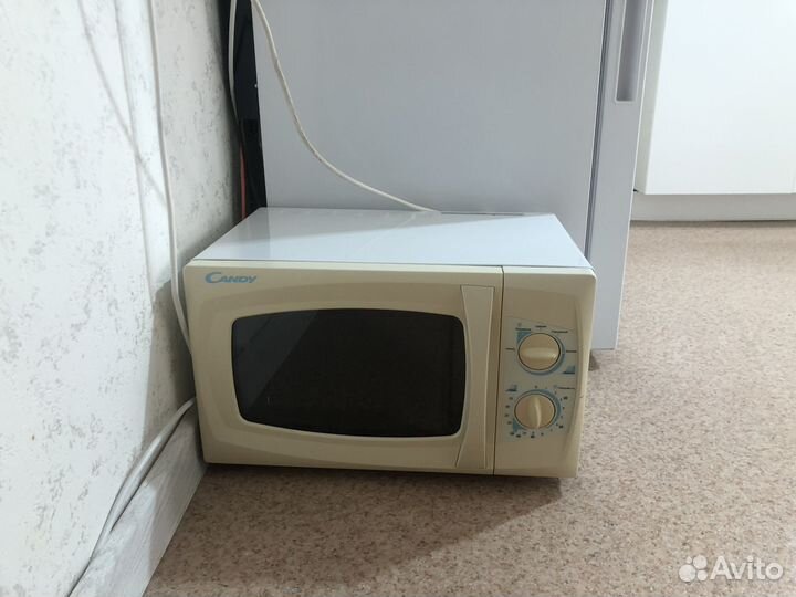 Микроволновая печь Candy