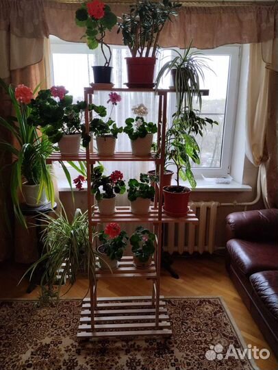 Подставка для цветов расширенная