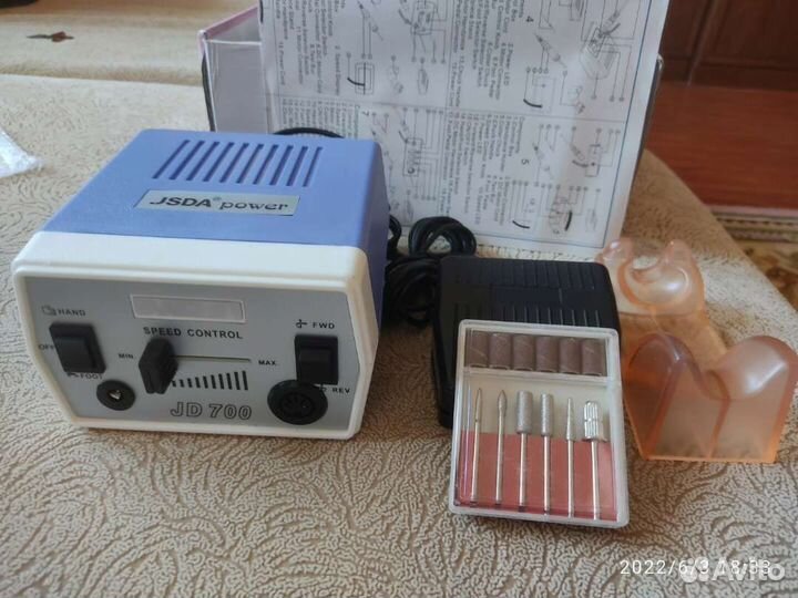 Аппарат для маникюра и педикюра