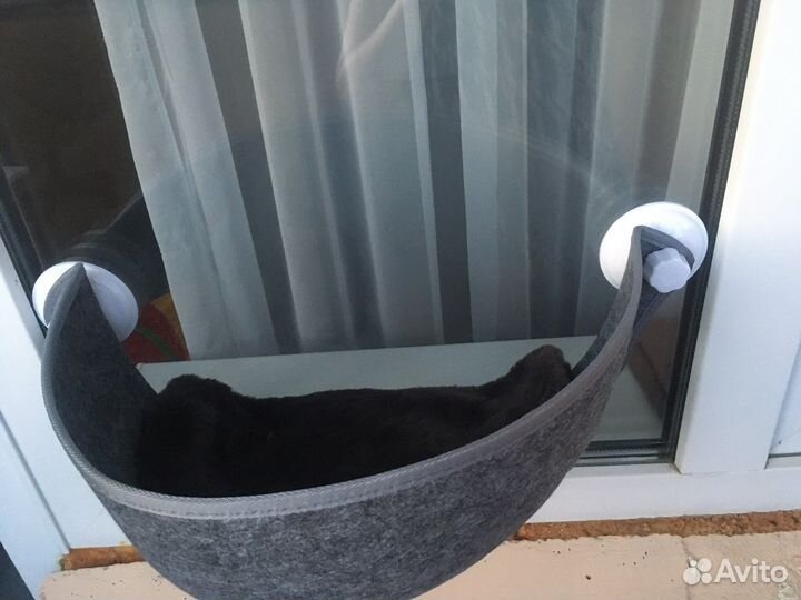 Гамак для кошек на окно
