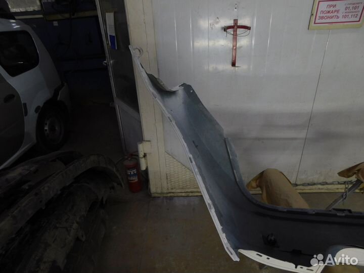 Бампер задний Skoda Rapid 2012-2020