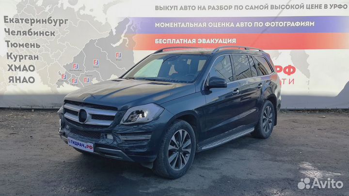 Лючок бензобака в сборе Mercedes-Benz GL (X166) 1667570106