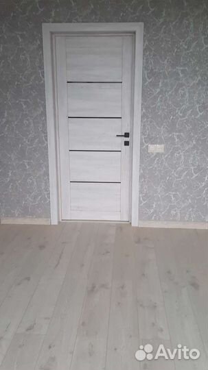 Установка межкомнатных дверей