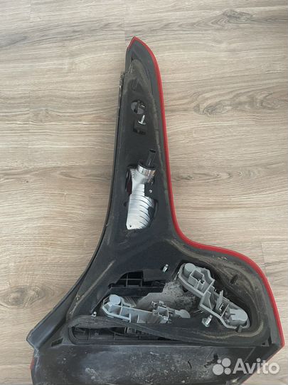 Фара левая volvo c30