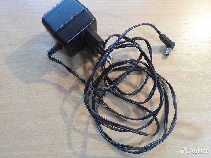 Кабели, зарядные устройства