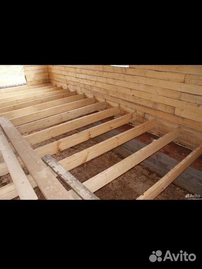 Бригада строителей