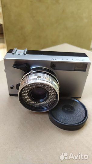 Пленочный фотоаппарат СССР Зоркий 10