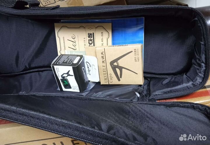 Гавайская гитара - укулеле