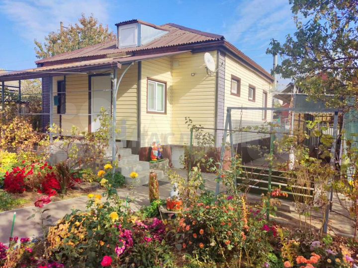 Дом 61,5 м² на участке 8 сот.