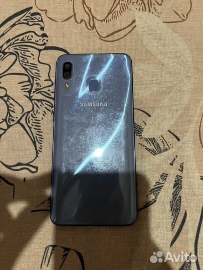 Телефон Samsung galaxy a30