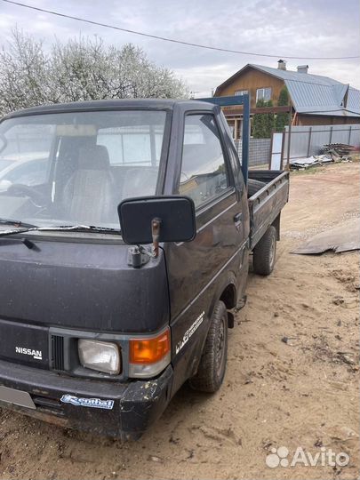 Nissan Vanette бортовой, 1990