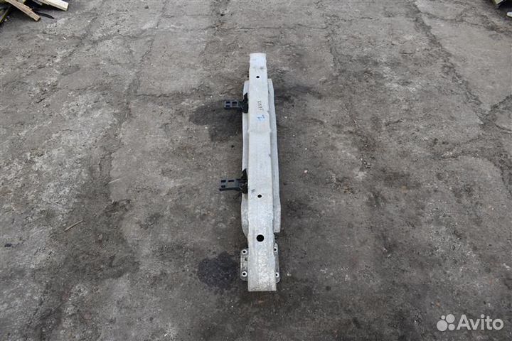 Усилитель бампера задний Opel Vectra C Z18XER 2005