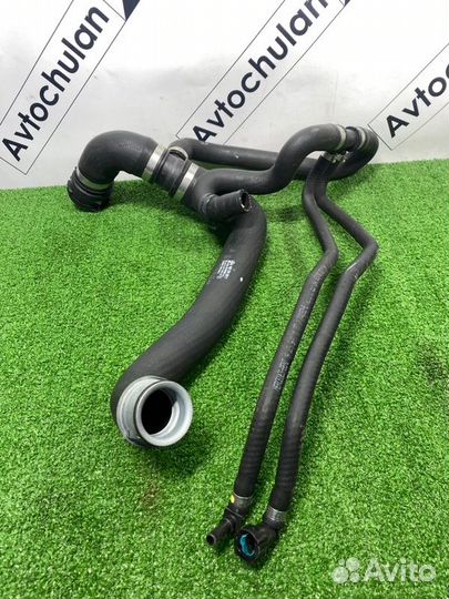 Патрубок системы охлаждения Mercedes-Benz