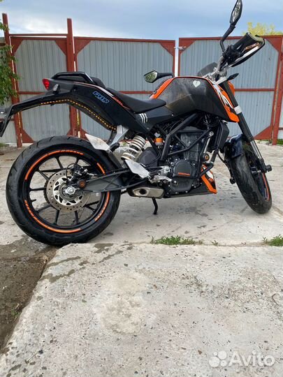 Мотоцикл KTM 125 duke