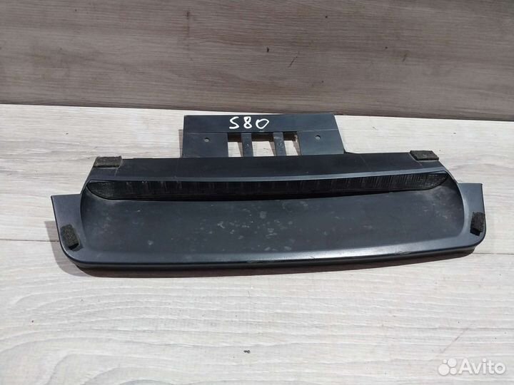 Дополнительный стоп сигнал Volvo S80 1998-2003