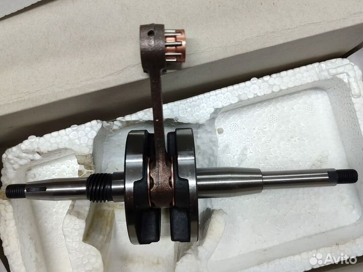 Коленвал Honda Lead 50 Р12