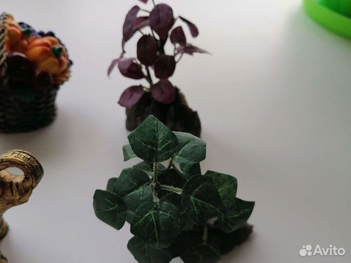 Статуэтки и сувениры