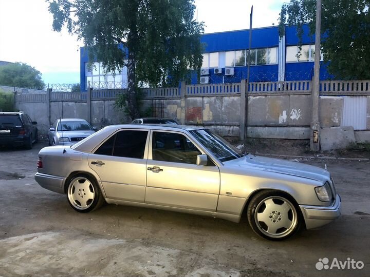 Дверь w124