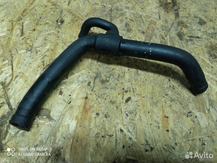 Патрубок отопителя Mercedes Benz w124 3