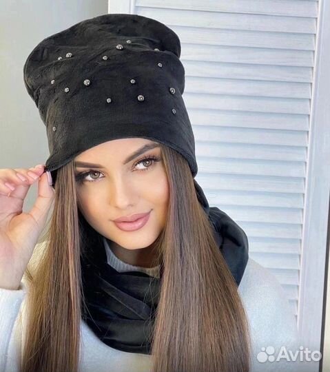 Женская шапка и шарф комплект новая