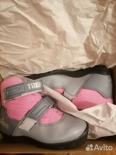 Продам лыжные ботинки