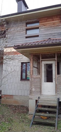 Дом 286 м² на участке 10 сот.