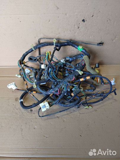 Проводка салона Mazda 323 BJ 2002