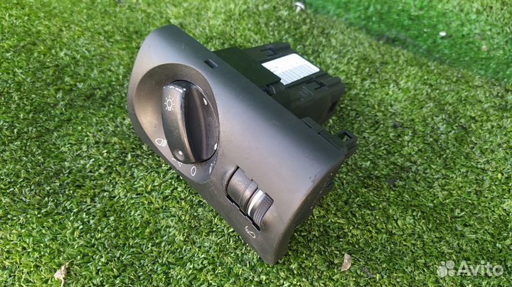 Переключатель света фар Audi A6 Allroad C5 BES