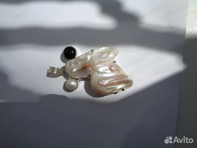 Подвеска из огромной натуральной жемчужины № 1