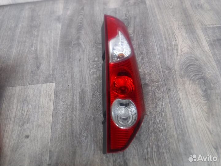 Фонарь правый №54 Renault Kangoo 2 2013