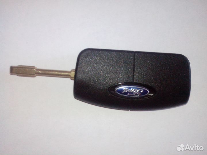 Продаю ключ с чипом для Форд Мондео 3