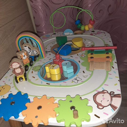Игровой развивающий столик