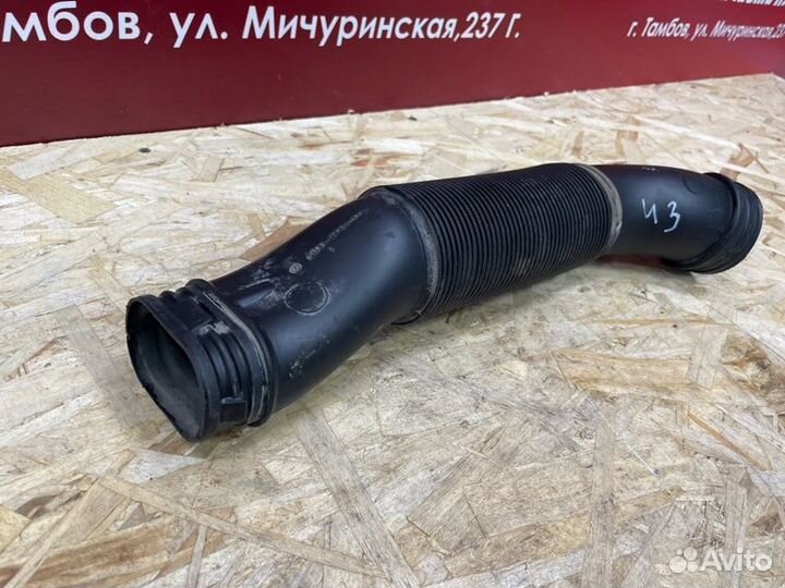 Патрубок воздушного фильтра Volkswagen Polo