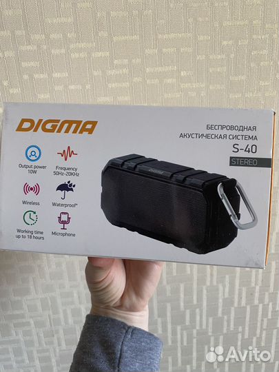 Портативная колонка