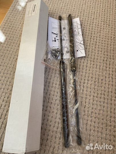 Амортизаторы капота Skoda Oktaia A7