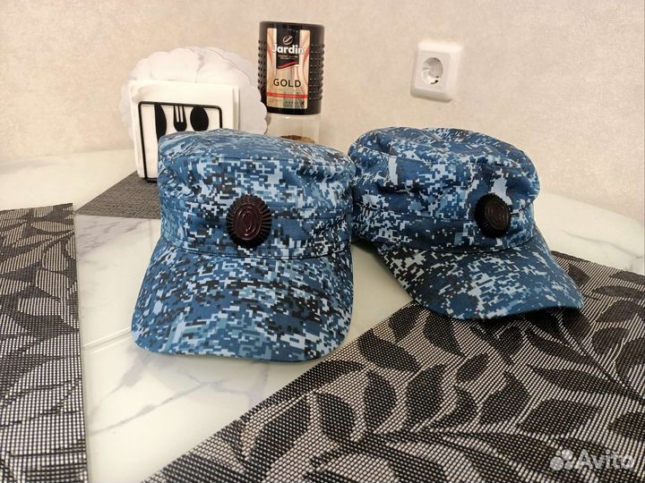 Кепка цифра синяя