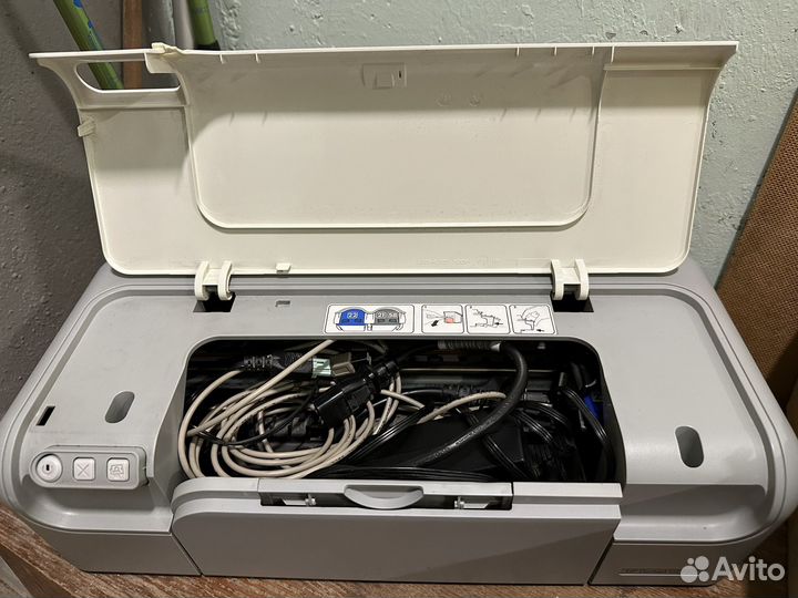 Принтер HP Deskjet D2360
